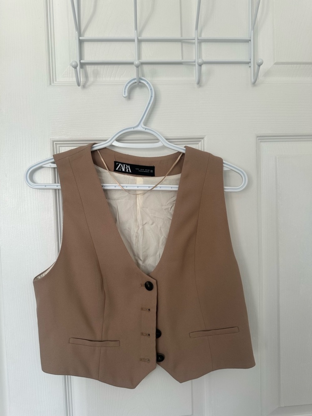 Zara Cropped Tan Vest with V-Neck